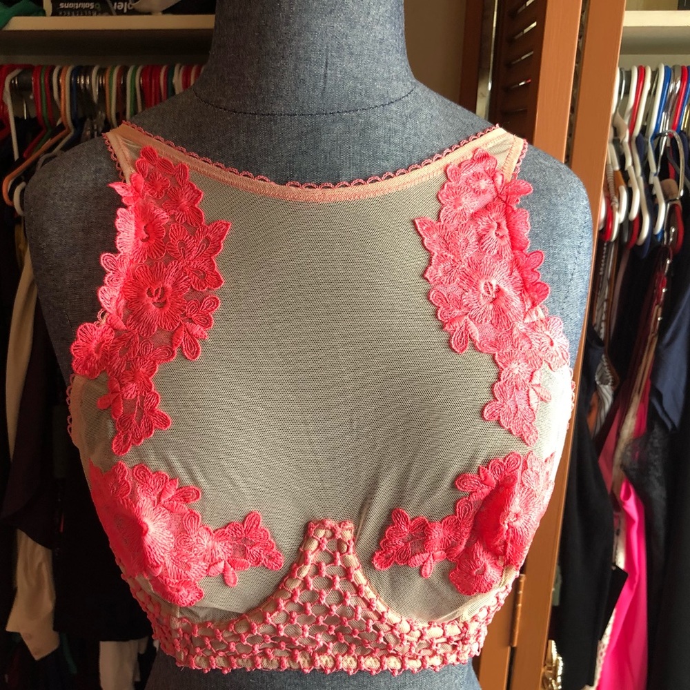 VS Pink High Collar Flower Print Bra